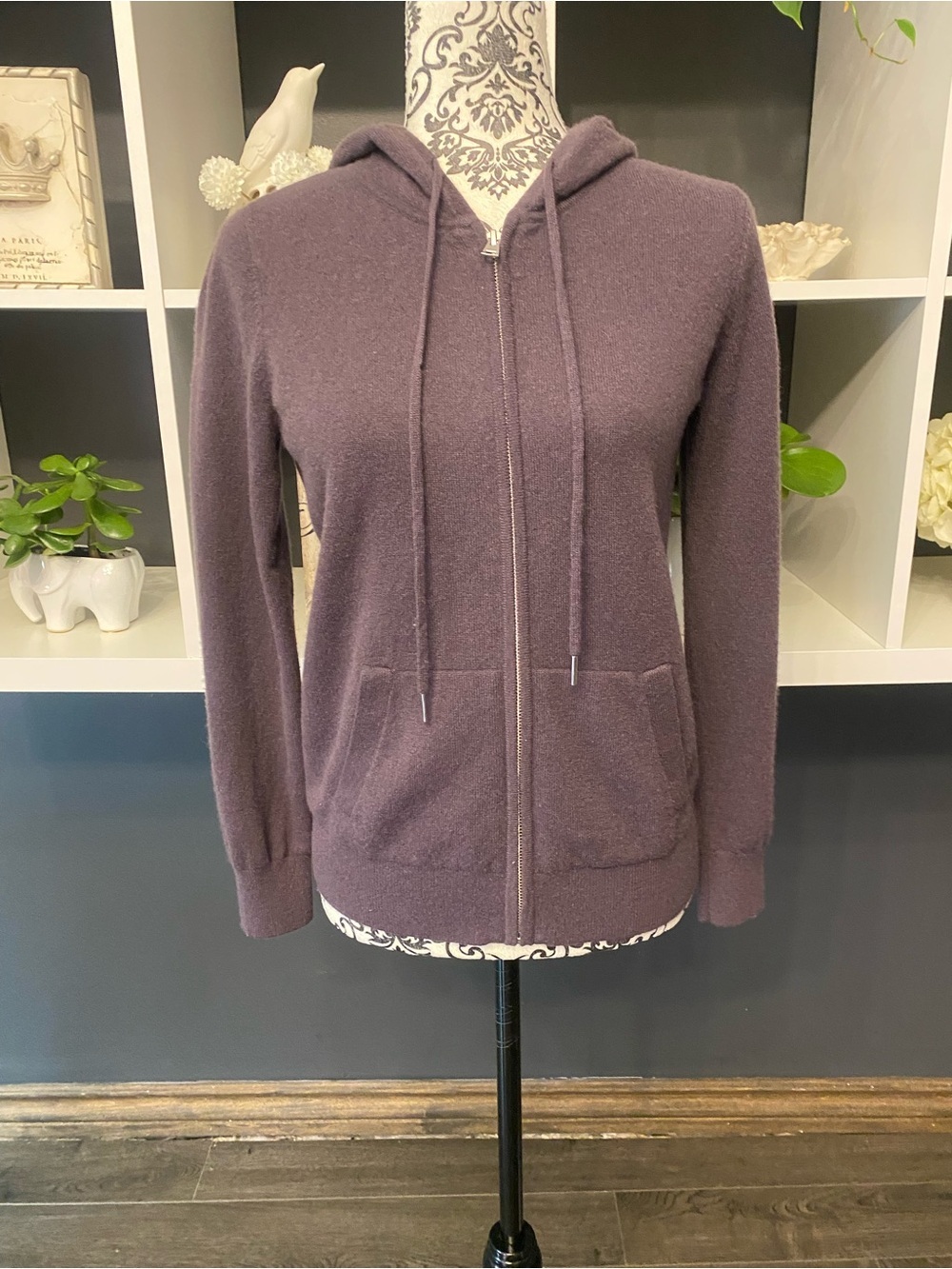 Gorgeous 100% Cashmere Quince Full-Zip Zip Hoodie in Plum